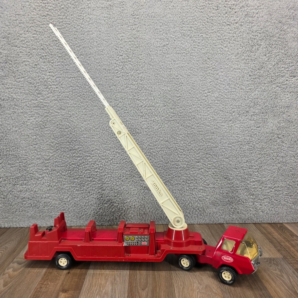 Vintage‎ Tonka 24" Fire Truck Aerial Ladder Pressed Steel Made USA Red